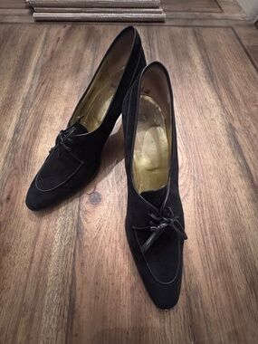 LOT Vintage Stuart Weitzman and Bruno Magli Heels Lot of 4 pair - 10AA